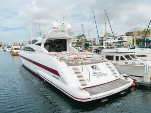 2004 Mangusta 105 Sport for sale - photo 2