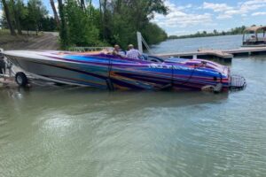 2004 Outerlimits 42 Legacy for sale - photo 3