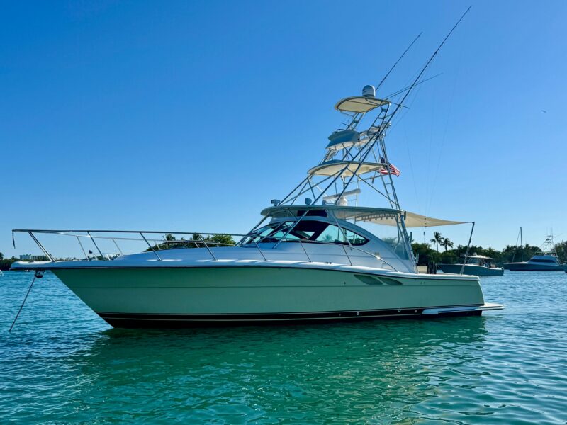2004 Tiara Yachts 3800 Open
