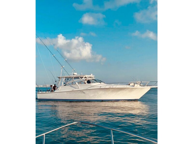 2004 Viking 45 Express