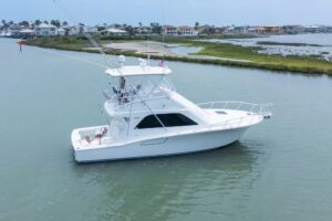 2005 Cabo 40 Flybridge for sale