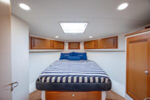 2005 Cabo 45 Express for sale - photo 7