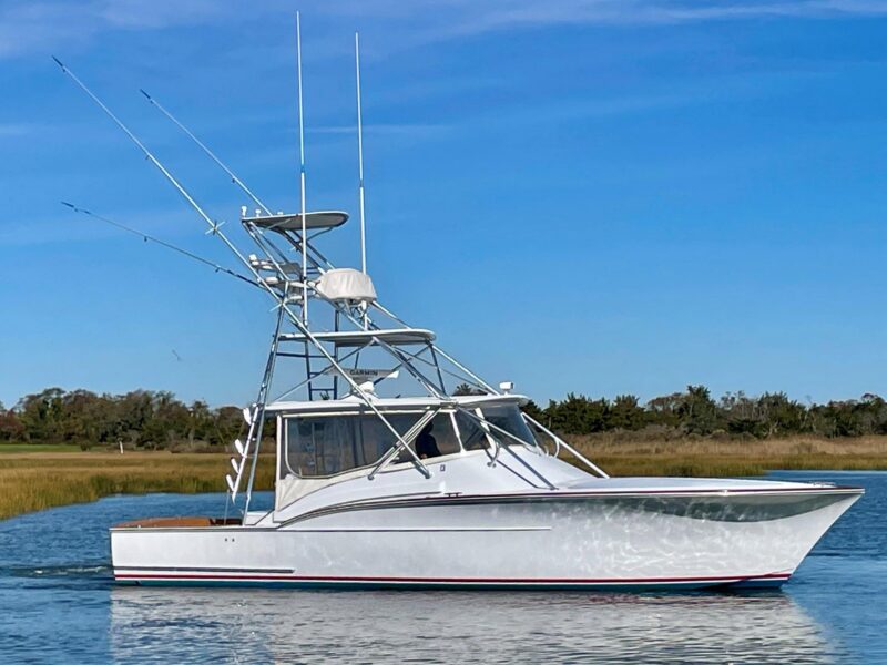 2005 Custom Carolina 40 DeSanti