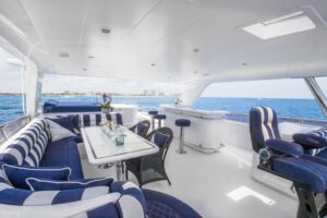 2005 Horizon 94 Motor Yacht for sale - photo 6