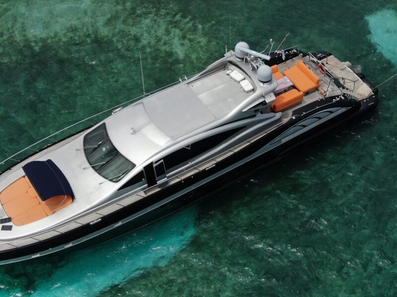 2005 Mangusta 92