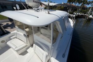 2005 Tiara Yachts 3600 Sovran for sale - photo 4