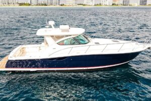 2005 Tiara Yachts 3800 Open for sale - photo 2