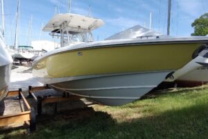 2006 Boston Whaler 320 Outrage for sale - photo 6