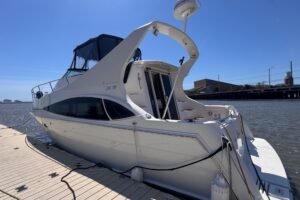 2006 Carver 36 Mariner for sale - photo 3