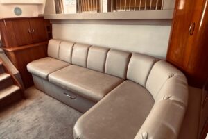 2006 Carver 36 Mariner for sale - photo 8