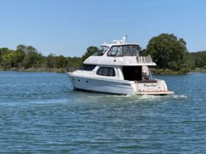 2006 Carver 560 Voyager for sale - photo 4