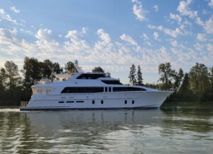 2006 Cheoy Lee Motor Yacht Bravo Series for sale - photo 2