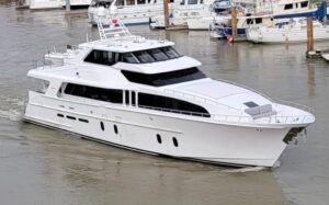 2006 Cheoy Lee Motor Yacht Bravo Series for sale - photo 5
