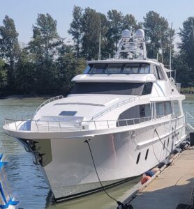 2006 Cheoy Lee Motor Yacht Bravo Series for sale - photo 6