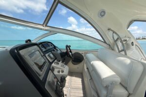 2006 Cruisers Yachts 420 Express for sale - photo 8