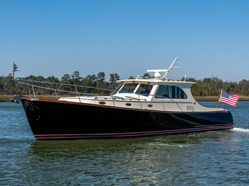 2006 Hinckley Talaria 44