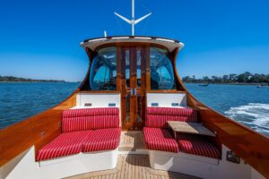 2006 Hinckley Talaria 44 for sale - photo 8