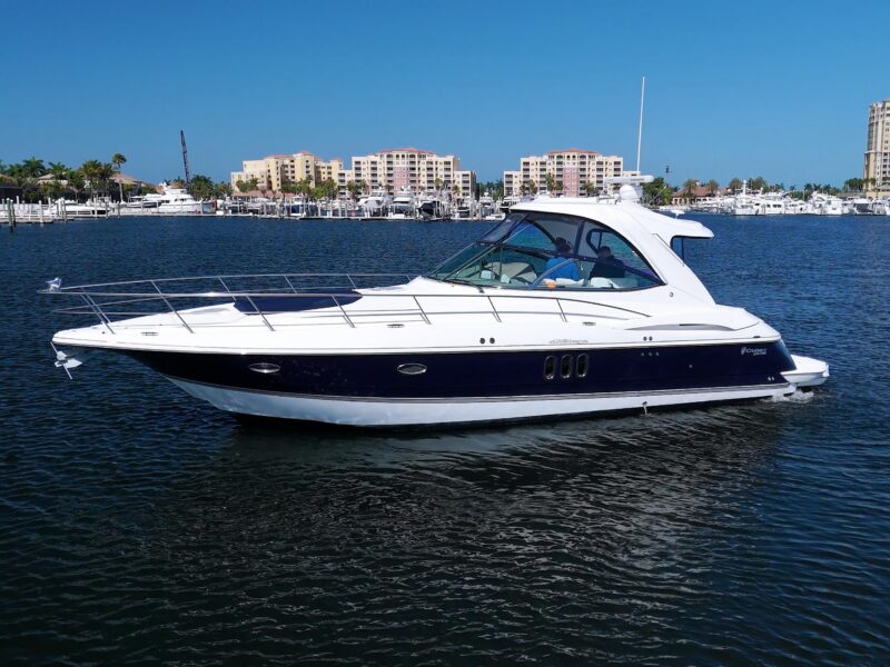 2008 Cruisers Yachts 420 Express