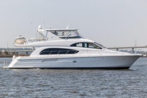 2008 Hatteras 64 Motor Yacht for sale - photo 7