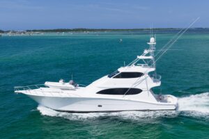 2008 Hatteras 77 Convertible for sale - photo 2