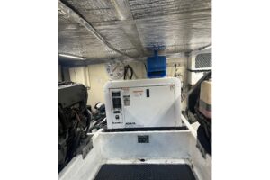2008 Luhrs 35 Convertible for sale - photo 6