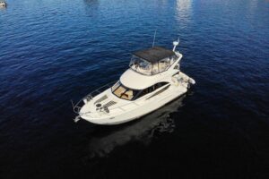 2008 Meridian 341 Sedan for sale - photo 4