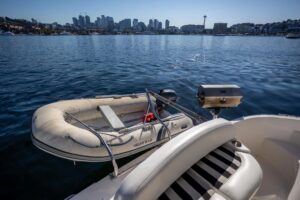 2008 Meridian 341 Sedan for sale - photo 8
