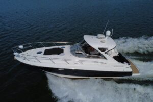 2008 Regal 3760 Sportyacht for sale - photo 7