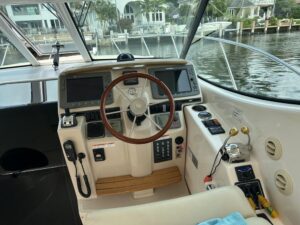2008 Tiara Yachts 3500 Sovran for sale - photo 6