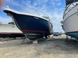 2008 Tiara Yachts 4300 Sovran for sale - photo 2
