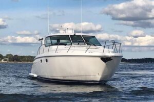 2008 Tiara Yachts 4300 Sovran for sale - photo 8