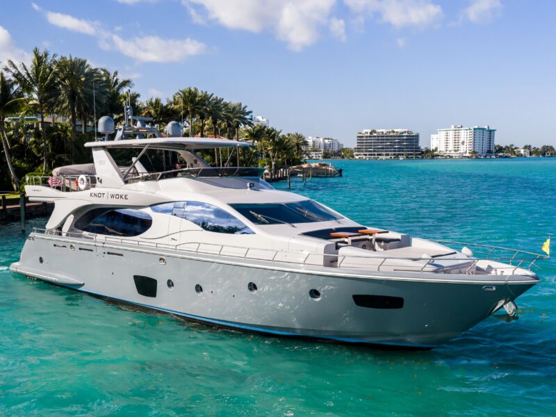 2009 Azimut Flybridge 85