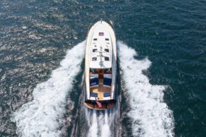 2009 Hinckley Talaria 44 for sale - photo 4