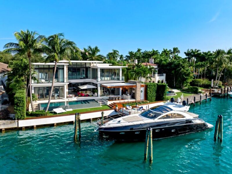 2010 Sunseeker Predator 60