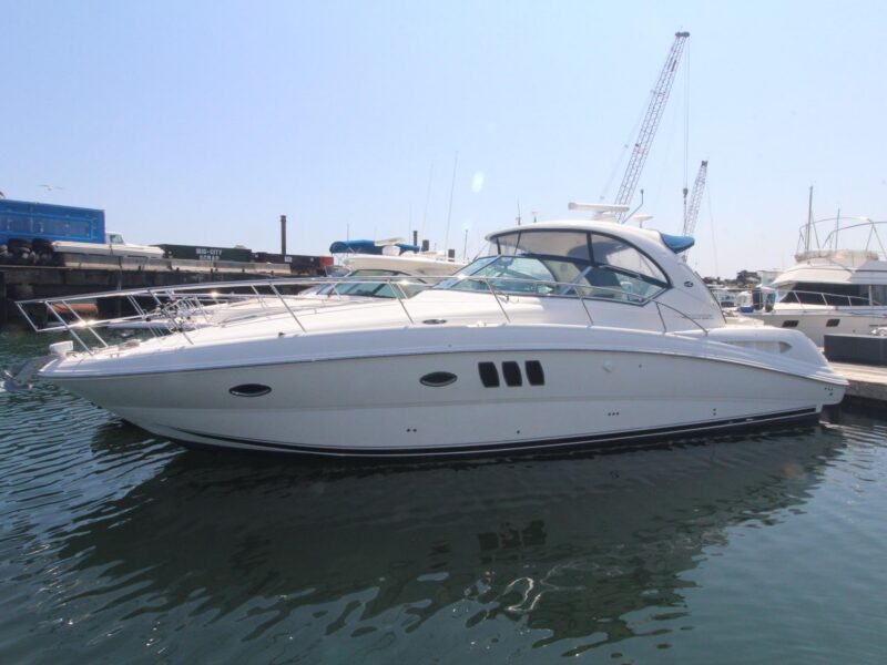 2011 Sea Ray 390 Sundancer