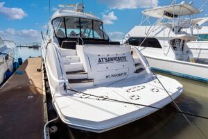2011 Sea Ray 580 Sundancer for sale - photo 2