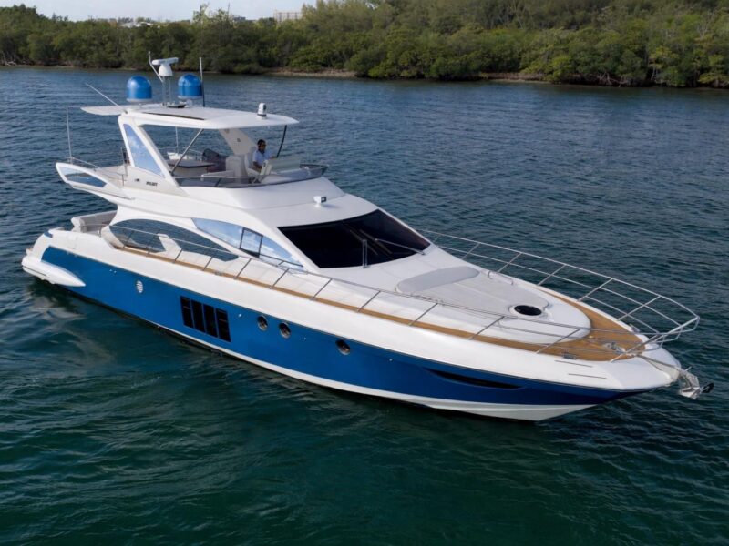 2012 Azimut 64