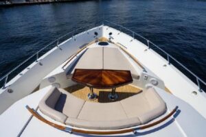 2012 Lazzara LSX 95 Flybridge for sale - photo 3
