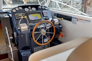 2012 Tiara Yachts 3100 Coronet for sale - photo 5