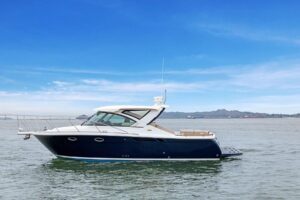 2012 Tiara Yachts 3100 Coronet for sale - photo 7