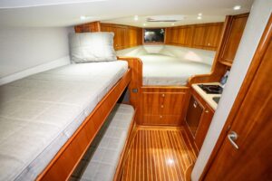 2012 Winter Custom Yachts 38 Express for sale - photo 8