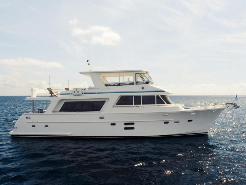 2013 Hampton Motor yacht