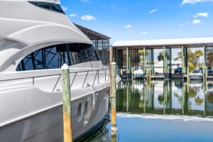 2013 Hatteras 60 Motor Yacht for sale - photo 8