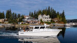 2013 Ocean Sport Roamer 33 by Lindell for sale - photo 2