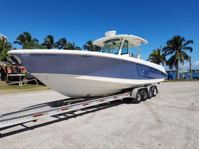 2014 Boston Whaler 350 Outrage
