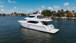 2014 Hatteras 80 Motor Yacht for sale - photo 2