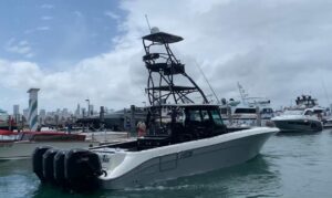 2014 Hydra-Sports 4200 Siesta for sale
