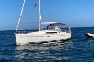 2015 Beneteau Oceanis 37 for sale