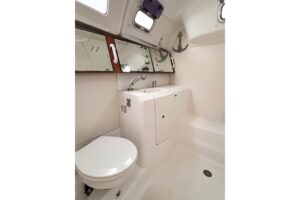 2015 Beneteau Oceanis 37 for sale - photo 3