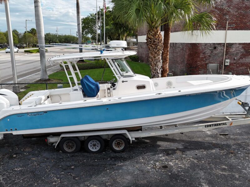 2015 Edgewater 320CC